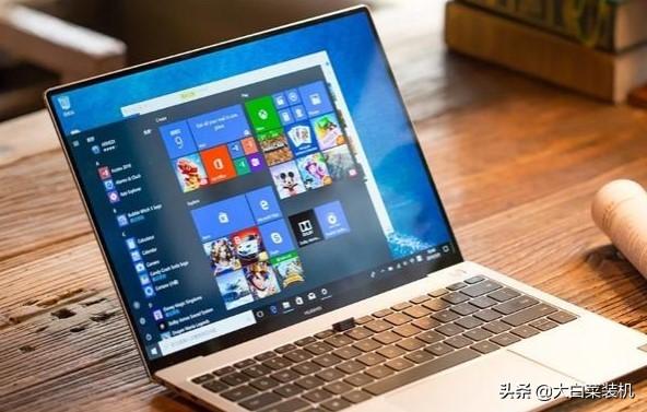 电脑装哪个系统好，win7还是win10？看完这