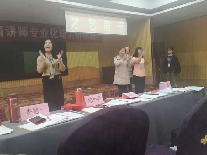 讲师证书家庭教育怎么填_家庭教育讲师证书_家庭教育讲师证报考条件